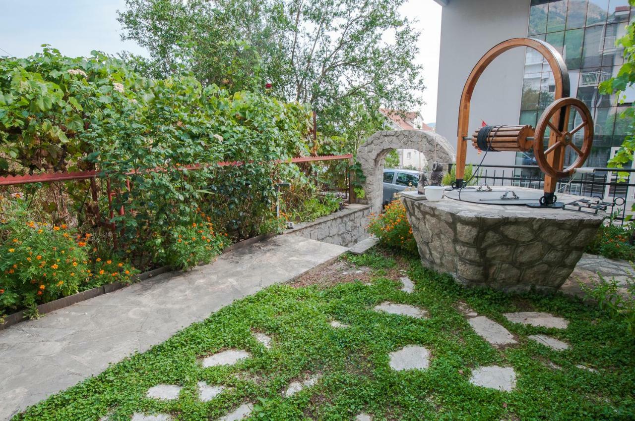 Apartments Milena Tivat Exterior foto